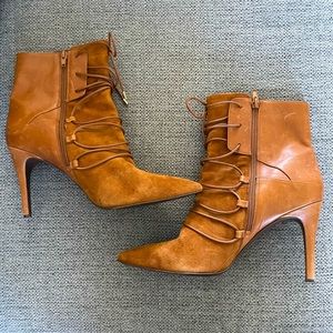 Nine West Thisisito cognac ankle booties